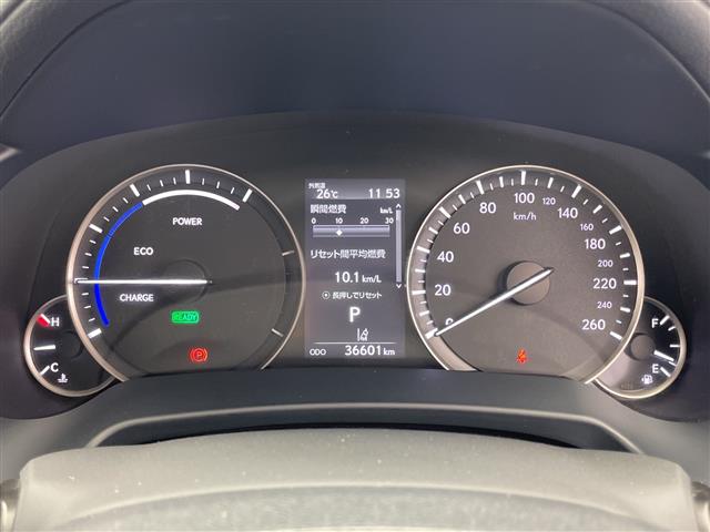 Lexus RX 9