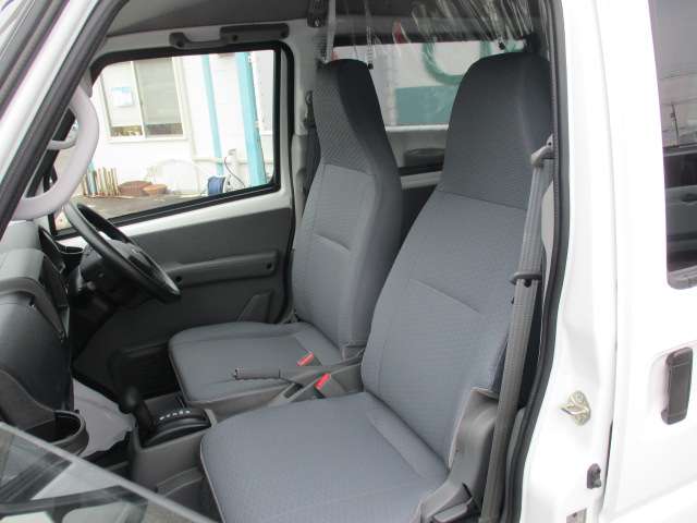 Mitsubishi Minicab EV 12