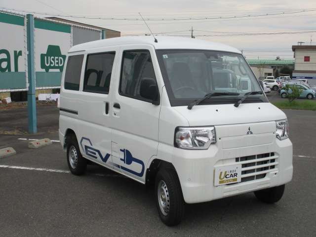 Mitsubishi Minicab EV 4