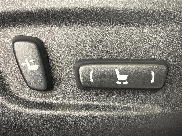 Lexus NX 9