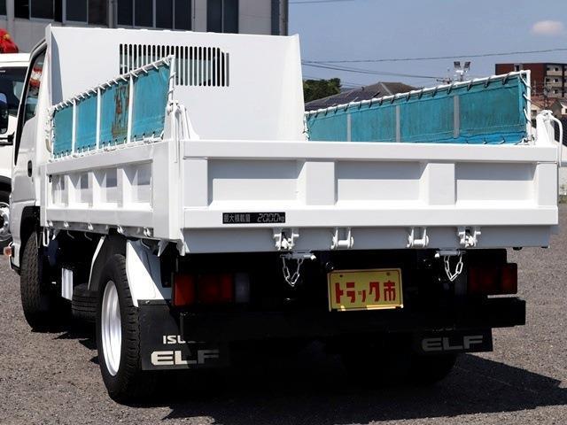 Isuzu Elf 7