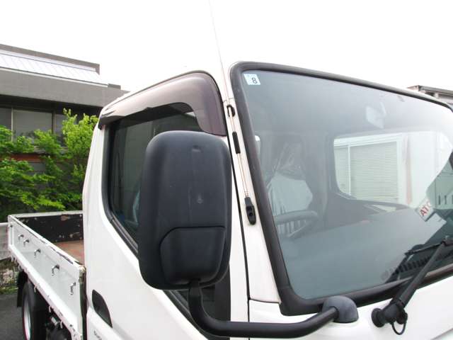 Mitsubishi Fuso Canter 7