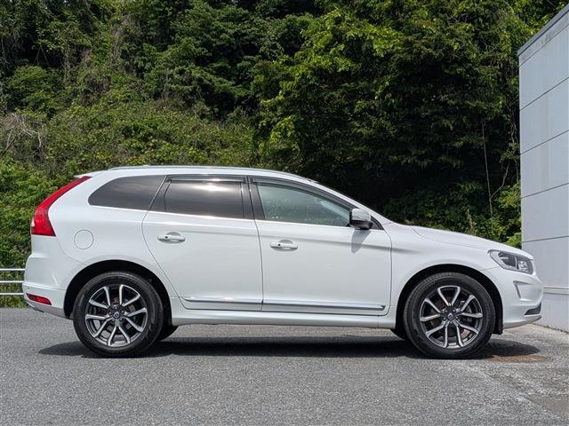 Volvo XC60 4