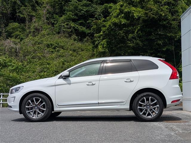 Volvo XC60 8