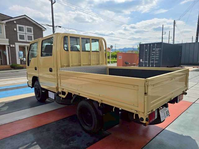 Isuzu Elf 4