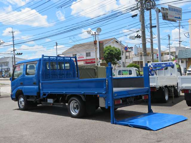 Hino Dutro 5