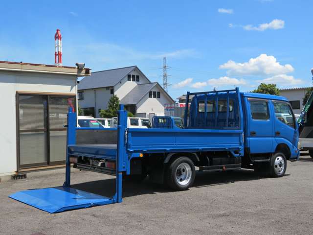 Hino Dutro 6