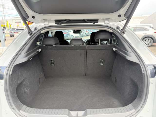 Mazda CX-30 9