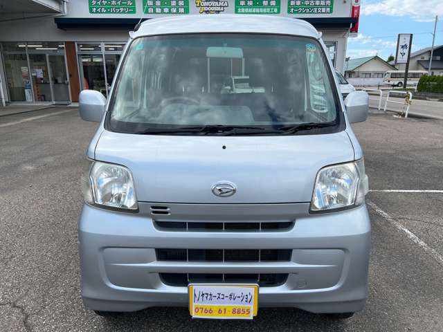 Daihatsu Hijet Cargo 5