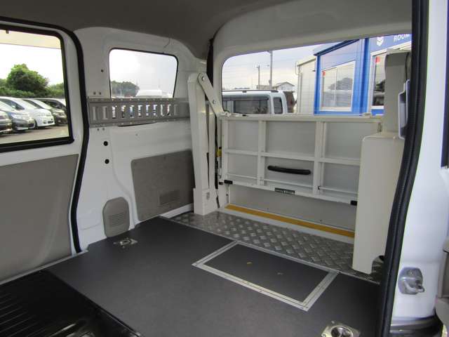 Suzuki Every 7