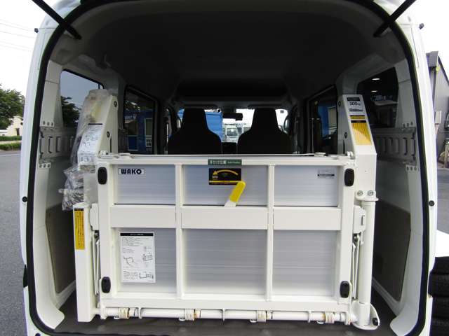 Suzuki Every 8