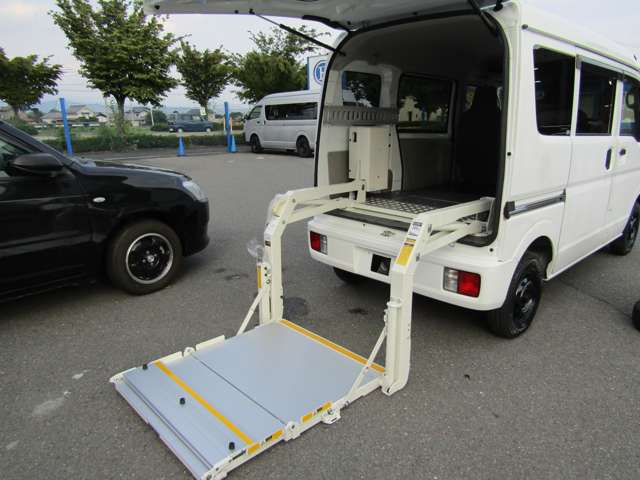 Suzuki Every 9