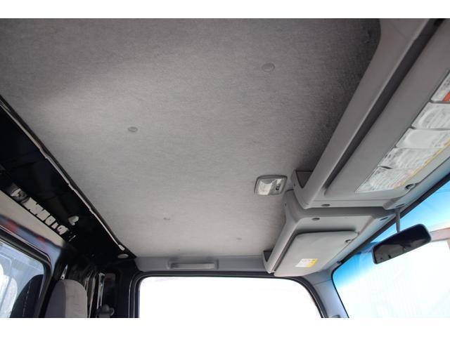 Isuzu Elf 10