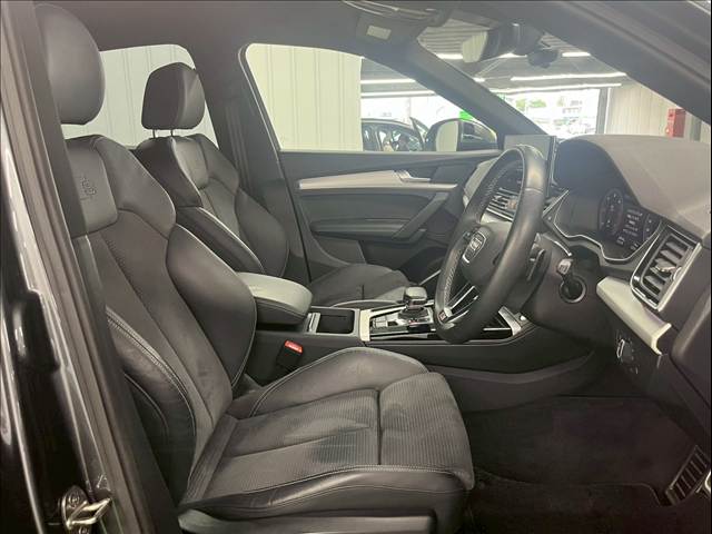 Audi Q5 Sportback 7