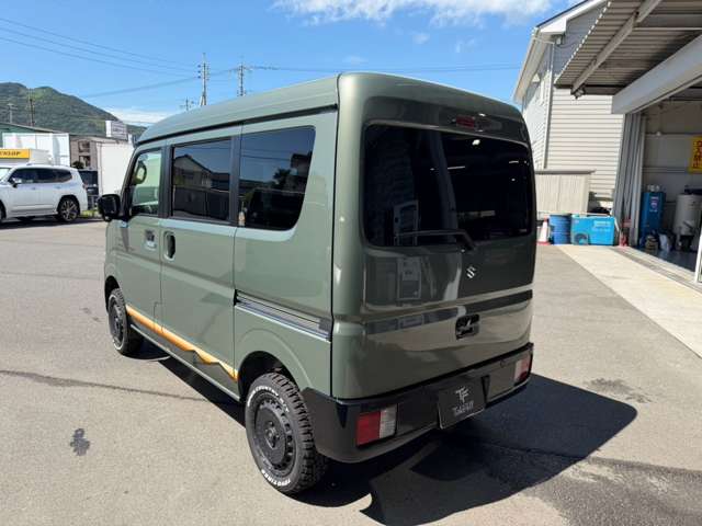 Suzuki Every 9