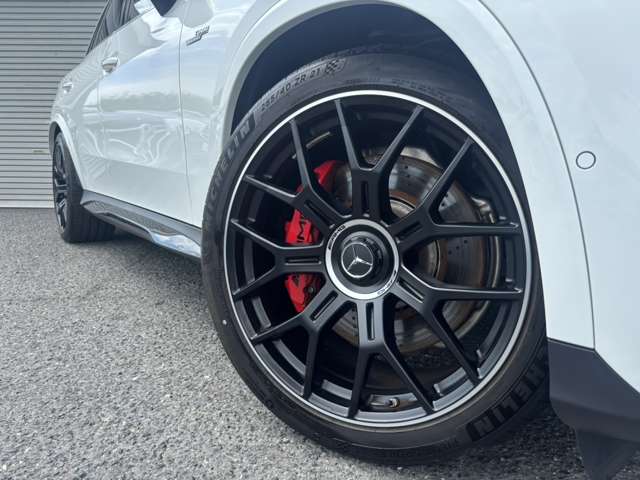 Mercedes-Benz GLC 12