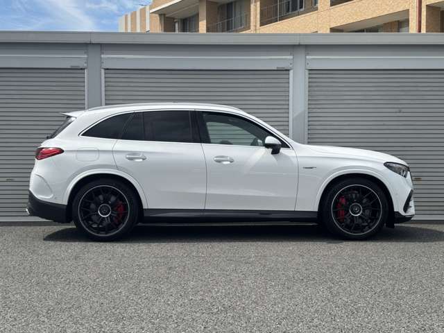 Mercedes-Benz GLC 10