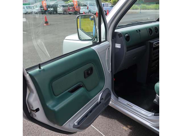 Daihatsu ネイキッド 11