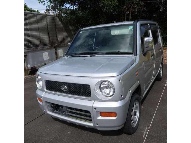 Daihatsu ネイキッド 3