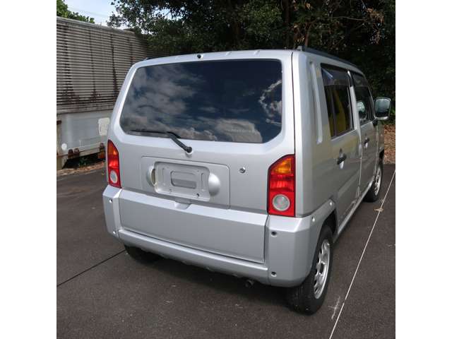 Daihatsu ネイキッド 6