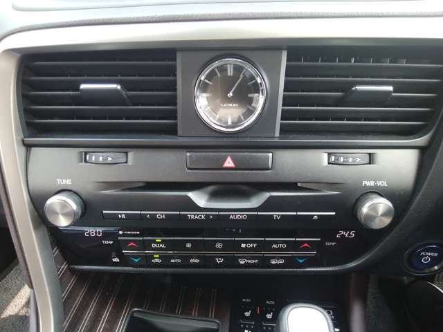 Lexus RX 10