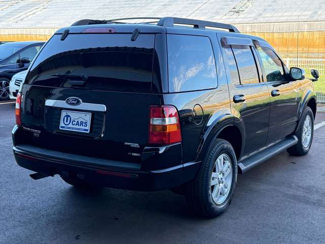 Ford Explorer 10