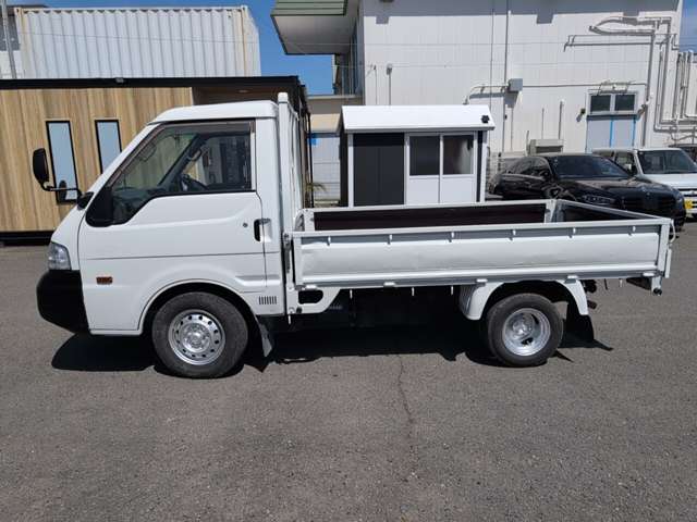 Mazda Bongo Truck 11