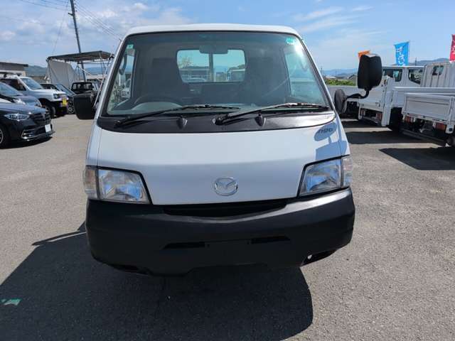 Mazda Bongo Truck 10
