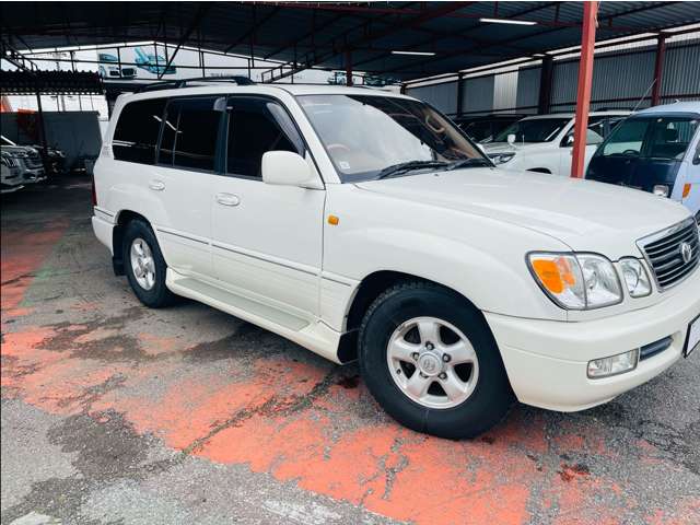 Toyota Land Cruiser Cygnus 6
