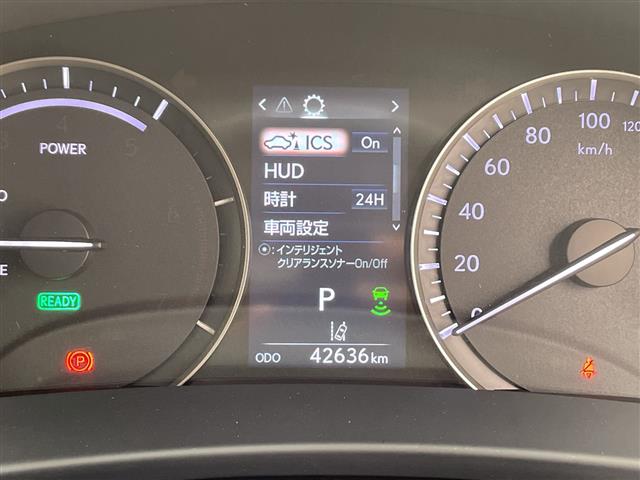 Lexus RX 9