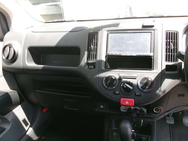 Mazda Familia Van 11