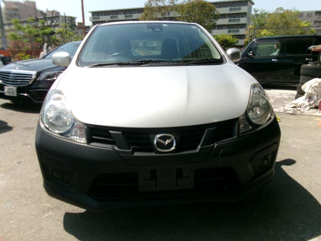 Mazda Familia Van 2
