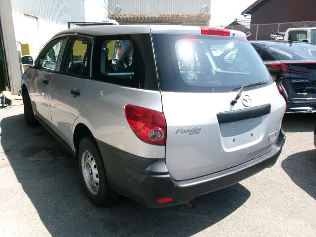 Mazda Familia Van 4