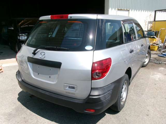Mazda Familia Van 6