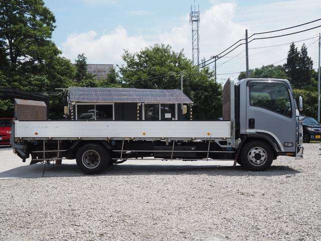 Isuzu Elf 4