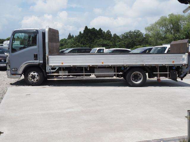 Isuzu Elf 9