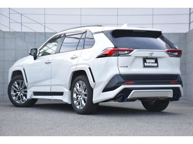 Toyota RAV4 8