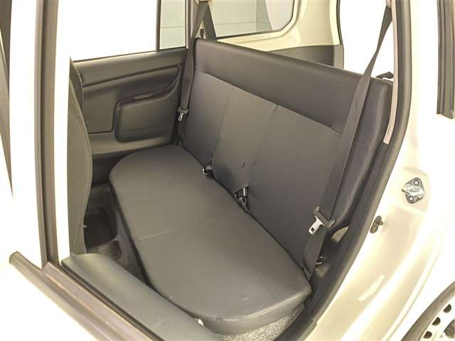Toyota Probox Van 11