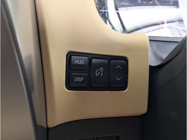 Lexus NX 10