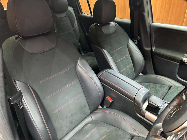 Mercedes-Benz GLB 6