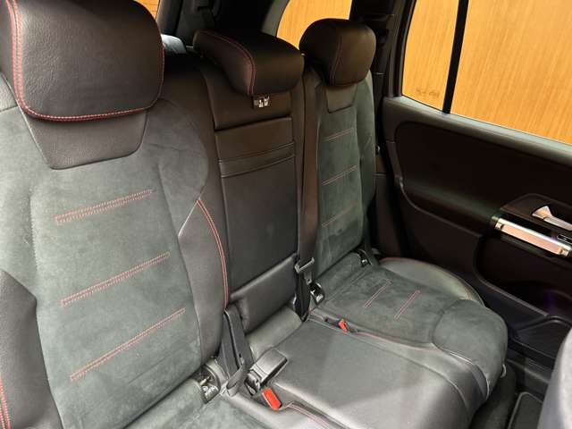 Mercedes-Benz GLB 9