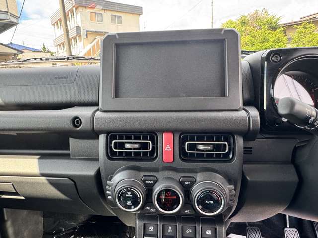 Suzuki Jimny Nomade 3