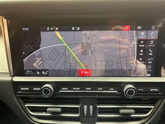 Porsche Macan 9