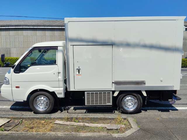Mazda Bongo Truck 11