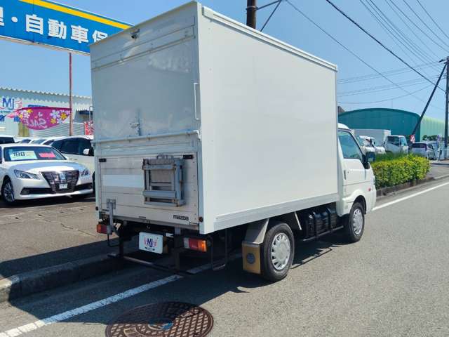 Mazda Bongo Truck 9