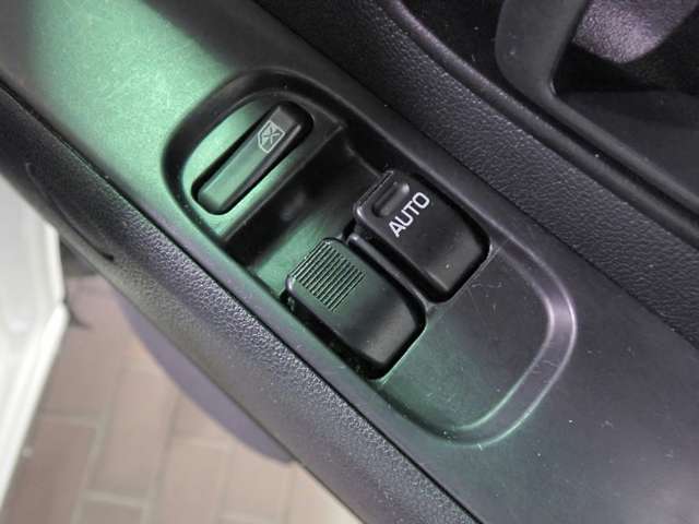 Toyota Pixis Van 9