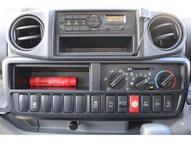 Hino Dutro 6