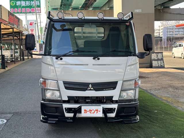 Mitsubishi Fuso Canter 2