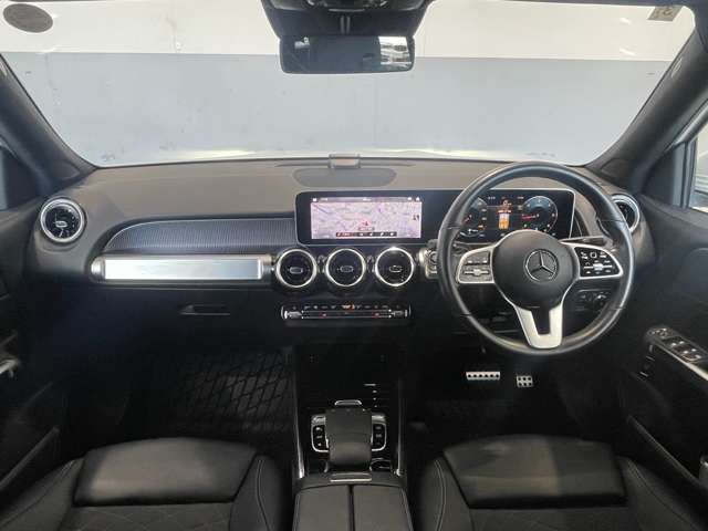 Mercedes-Benz GLB 6