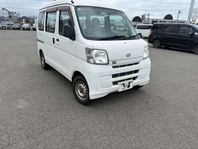 Daihatsu Hijet Cargo 3